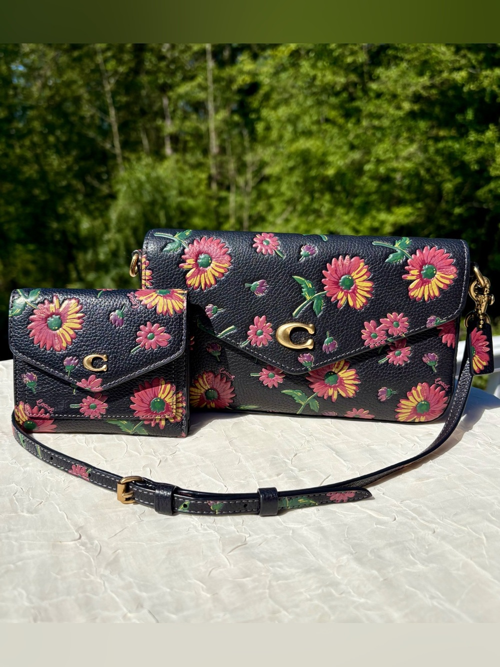 COACH Wyn Crossbody Bag With Floral Print And Matching Wallet CM518